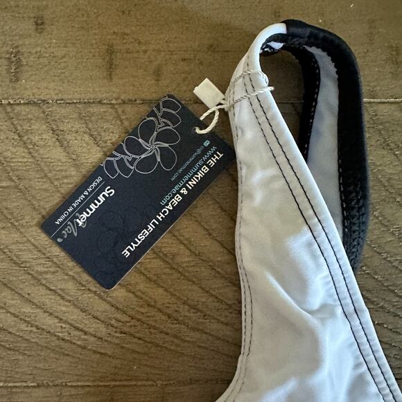 Summer Mae V-Neck Floral Tummy Control One Piece NWT - XL - Picture 5 of 8